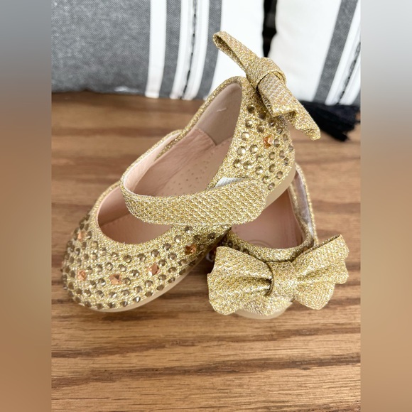 DADAWEN GIRLS DRESS SHOES WITH BOW DETAIL - Picture 2 of 4